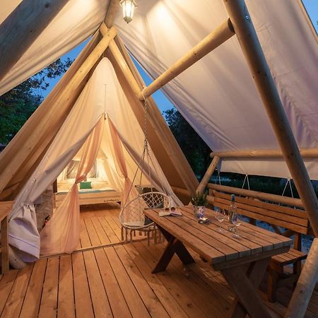 Eco Glamping- Fkk Nudist Camping Solaris Porec Ngoại thất bức ảnh