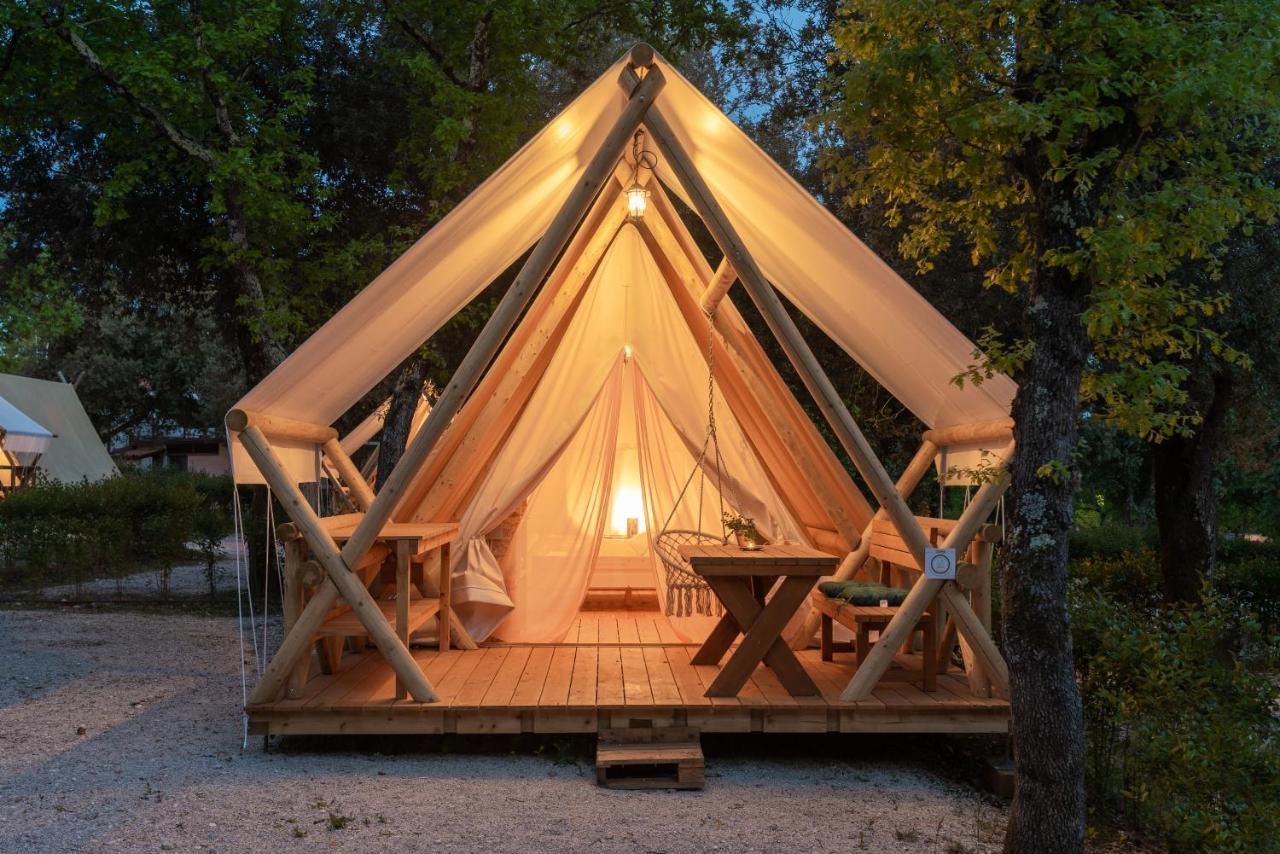 Eco Glamping- Fkk Nudist Camping Solaris Porec Ngoại thất bức ảnh