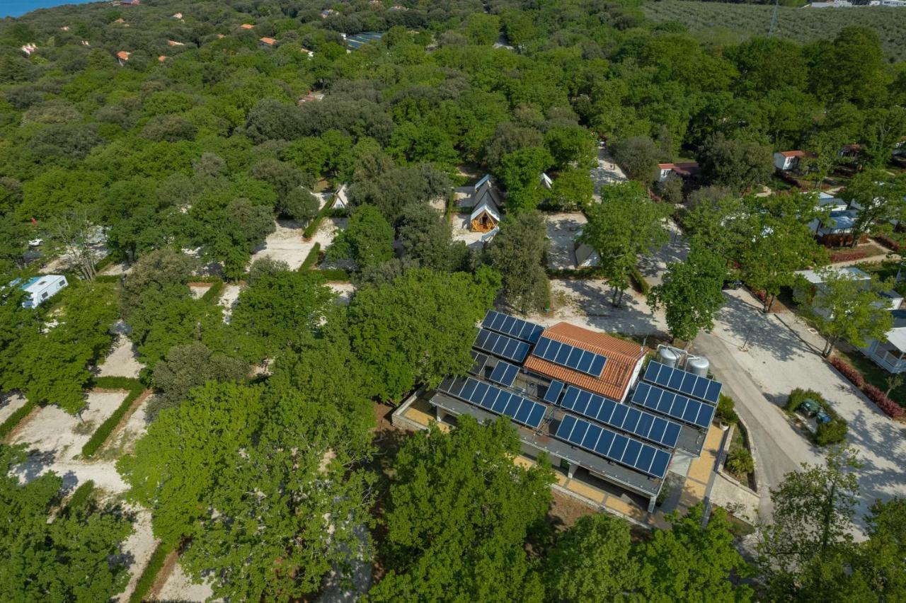 Eco Glamping- Fkk Nudist Camping Solaris Porec Ngoại thất bức ảnh